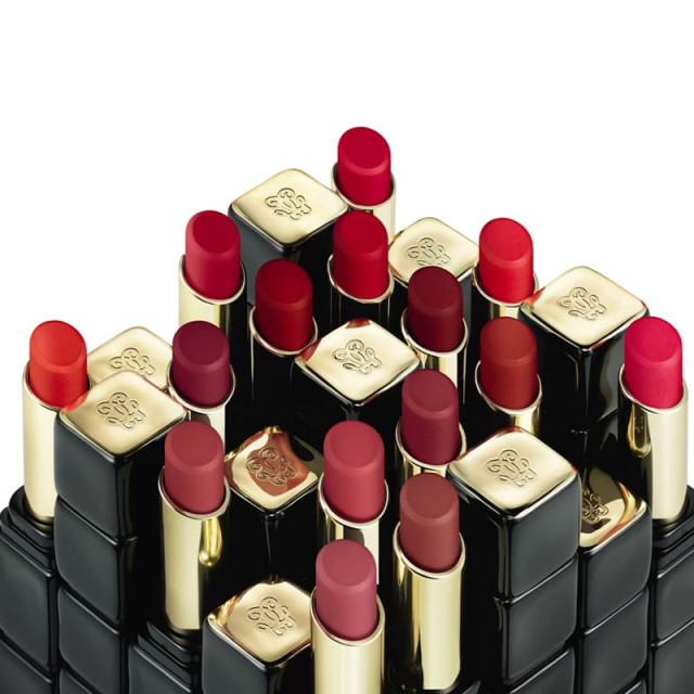 KissKiss Tender Matte | Rouge à Lèvres Mat Lumineux Confort 16H