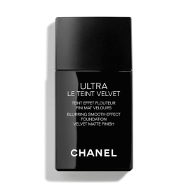 Ultra Le Teint Velvet | Formule ultra légère et longue tenue, fini mat velours effet flouteur, teint naturel parfait